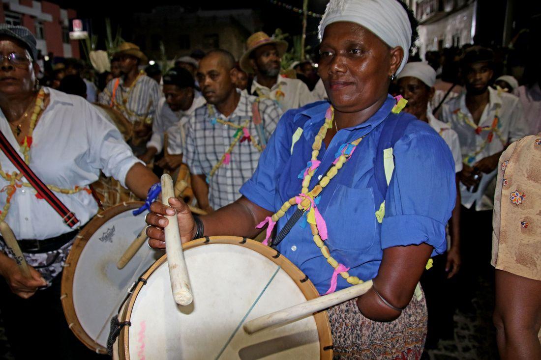 Son Jon Porto Novo. Maria José: o ritmo mais forte que o corpo